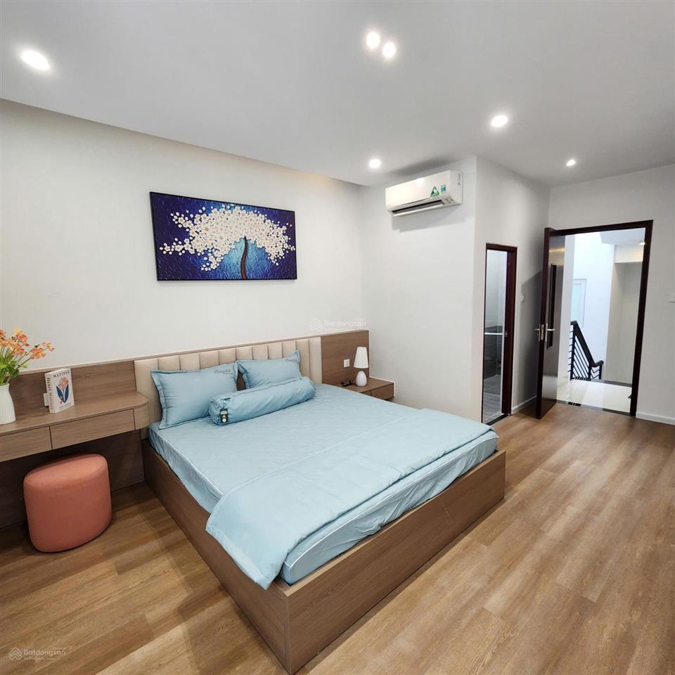 Bán nhà mặt tiền cư xá ngân hàng quận 7, đường 4f 4x19m, nhà mới xây 4 tầng, sổ hồng riêng