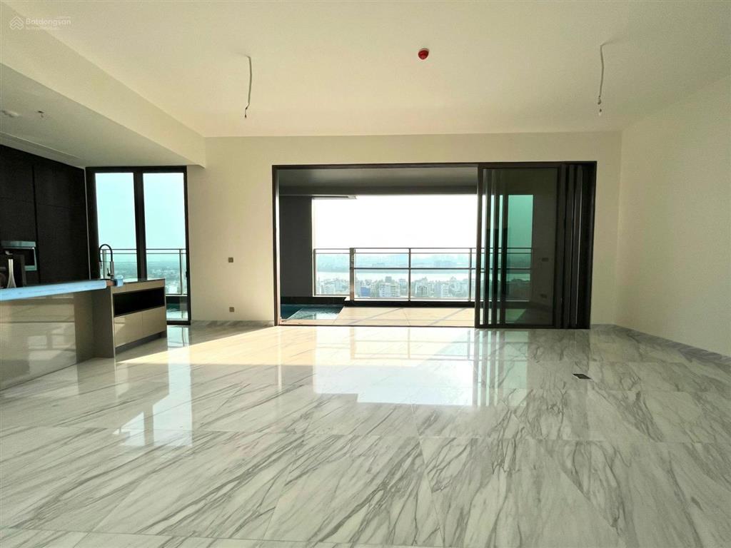 Căn 4pn giá tốt nhất. dt 325m2 view sông sg. giá 42.9 tỷ bao thuế phí.  0901 858 *** trần hải