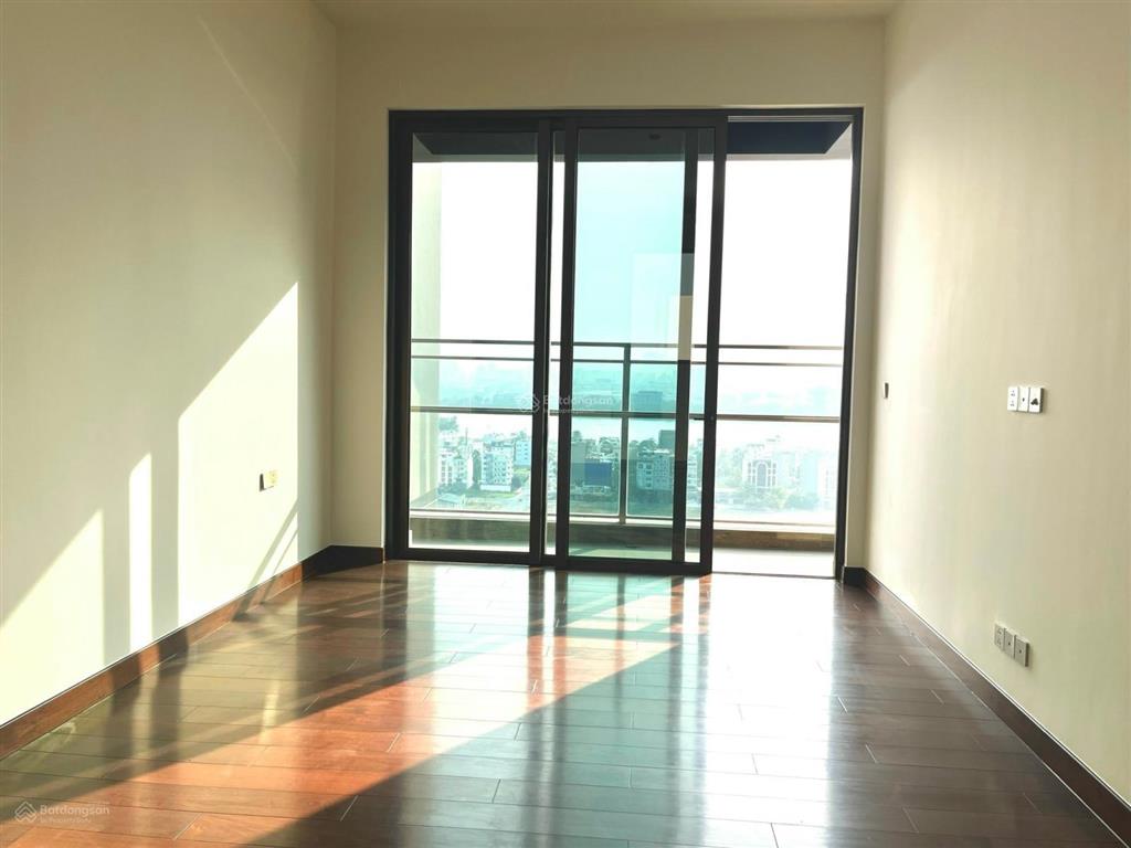 Căn 4pn giá tốt nhất. dt 325m2 view sông sg. giá 42.9 tỷ bao thuế phí.  0901 858 *** trần hải
