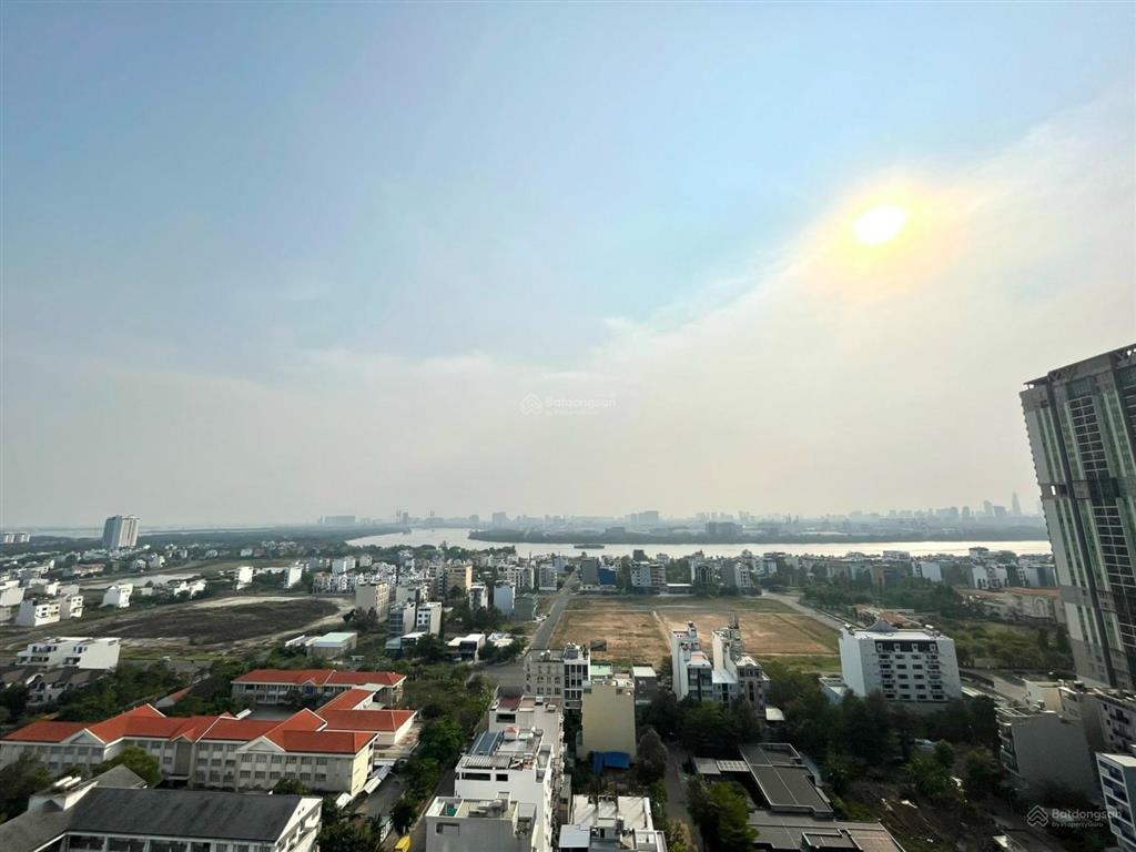 Căn 4pn giá tốt nhất. dt 325m2 view sông sg. giá 42.9 tỷ bao thuế phí.  0901 858 *** trần hải