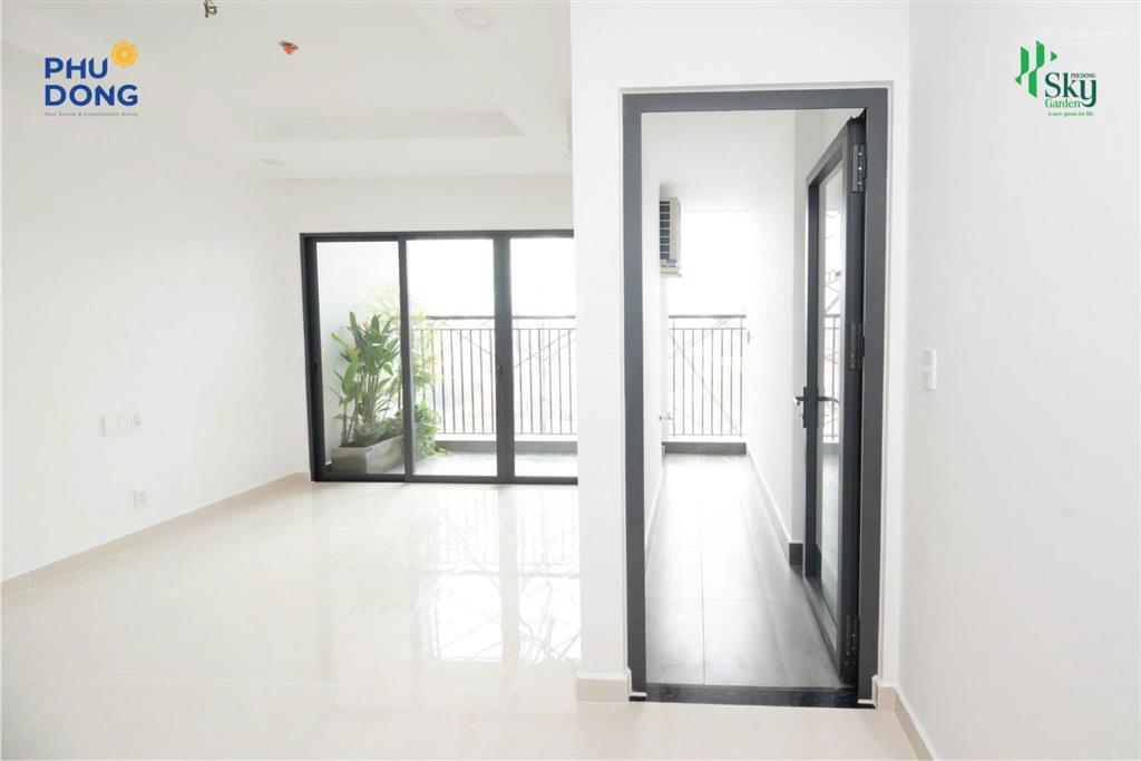 Cần bán căn duplex tại phú đông sky garden, 3pn giá 5.3 tỷ  có sổ.  em 0932 139 ***