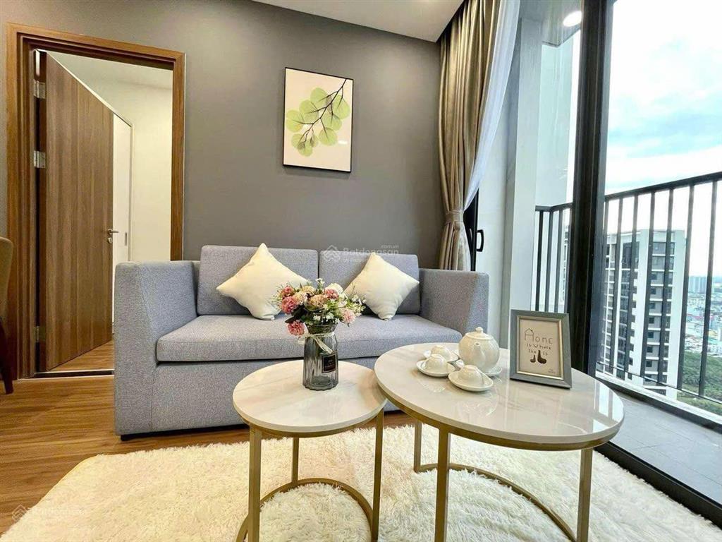 Cty chuyên eco green đã 04 năm, vp tại dự án bán 1pn  4.8 tỷ full nội thất, tầng cao, 0932 139 ***