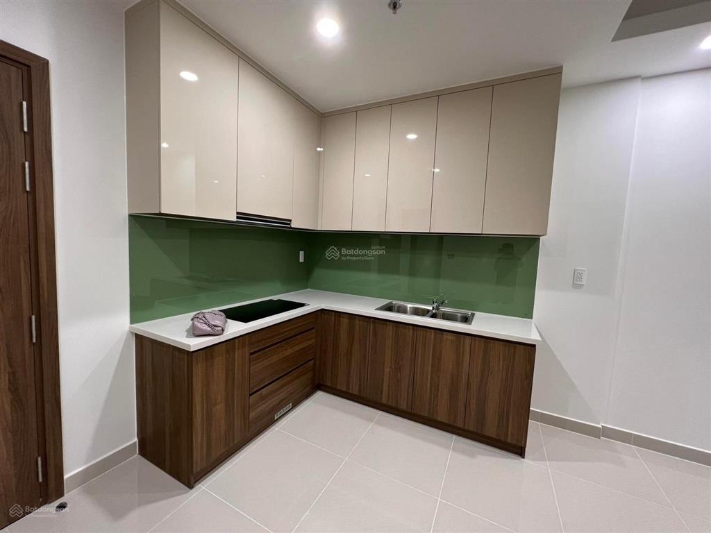 Em chuyên ch q7 riverside (2pn 2wc 3.7tỷ) nắm giá tốt, xem 24/7  0965 431 ***