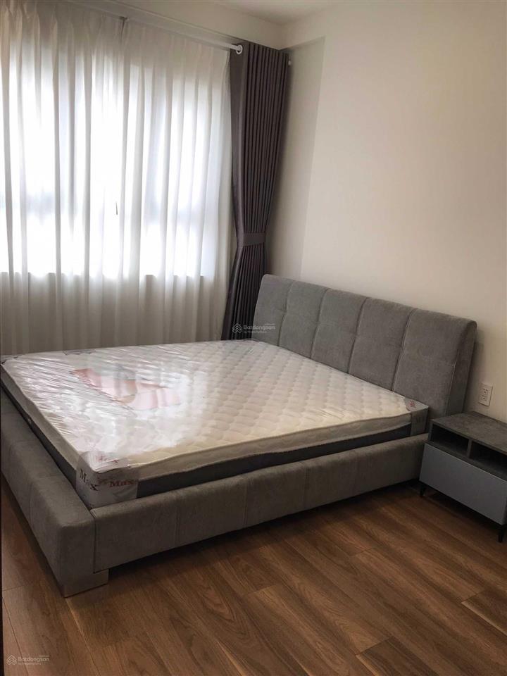 Cho thuê q7 riverside gần rmit, tdt gồm 2pn 2wc 9tr full nt view đẹp.  0965 431 ***