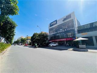 Nhà mặt phố tại nguyễn trãi, phường nguyễn cư trinh, quận 1. diện tích rộng 184m2, giá 100 tỷ