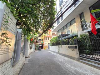 Cho thuê góc 2mt 551 phan văn trị, gò vấp, gần 500m2 đối diện city land kinh doanh đa ngành nghề