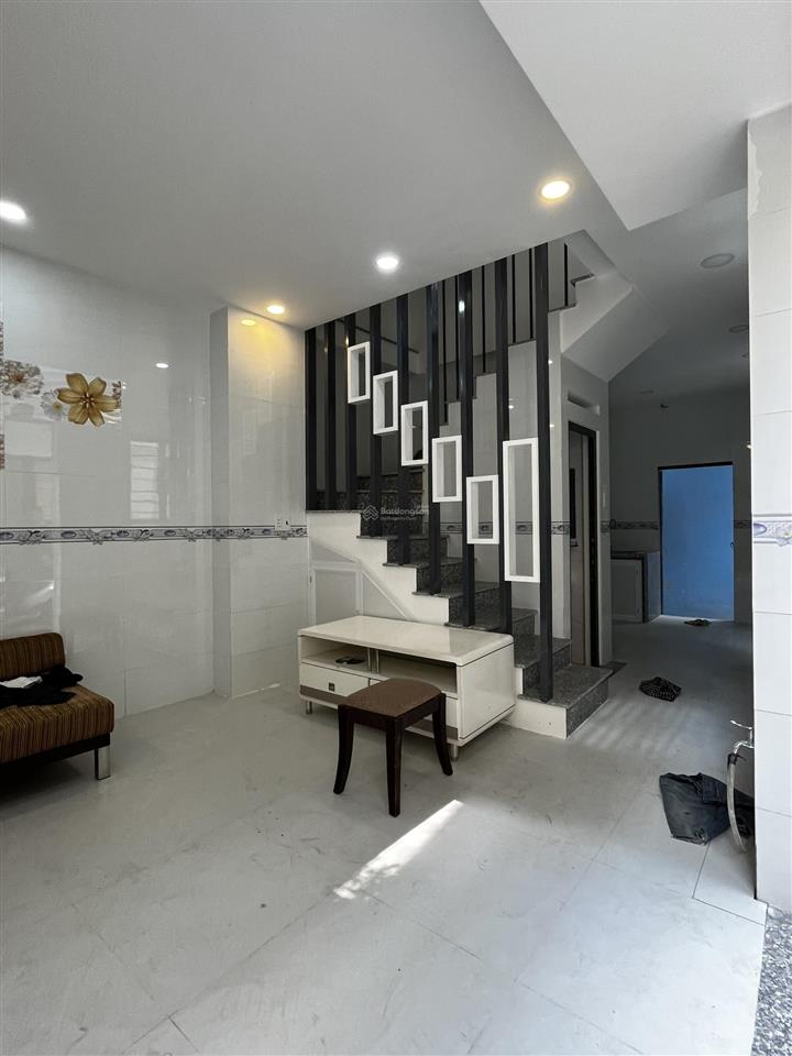 Chính chủ bán nhà căn góc hẻm 391 trần hưng đạo quận 1 giá 4.9 tỷ