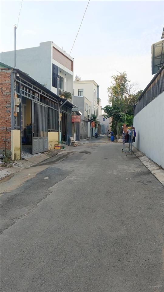 Đất đẹp vuông vức hẻm xe tải cách đường làng tăng phú chỉ vài chục mét, 4,1 tỷ tl