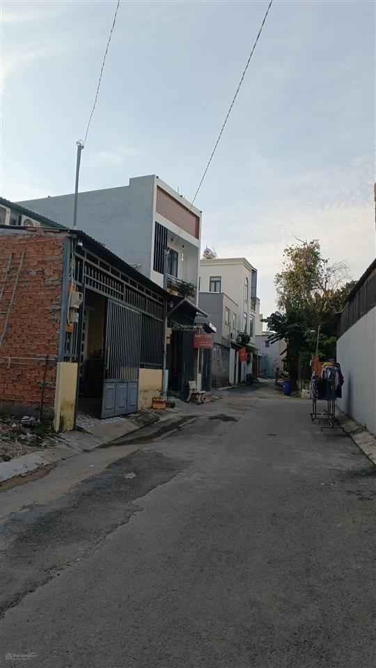 Đất đẹp vuông vức hẻm xe tải cách đường làng tăng phú chỉ vài chục mét, 4,1 tỷ tl