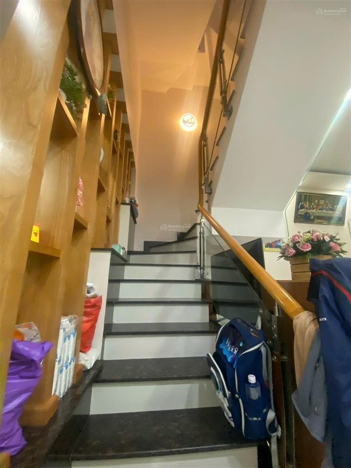 Nhà đẹp chủ xây tâm huyết sát ql 13 hẻm ô tô 6,8 tỷ tl