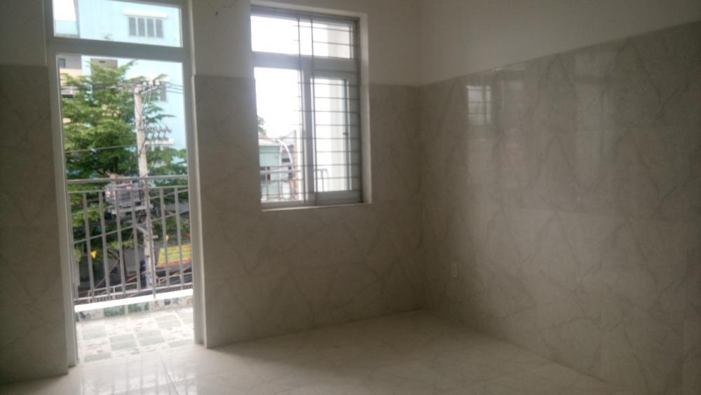 Căn hộ mini 40m2, có ban công thoáng, từ 4  4.5 tr /tháng ( chưa thuế phí )