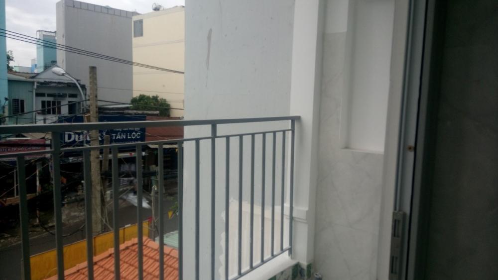 Căn hộ mini 40m2, có ban công thoáng, từ 4  4.5 tr /tháng ( chưa thuế phí )