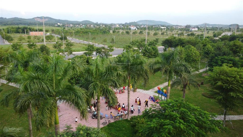 01 lô giá tốt. 9.3 tr/m2, vị trí đẹp tại khu dvhh vsip quảng ngãi, shr, hỗ trợ ngân hàng