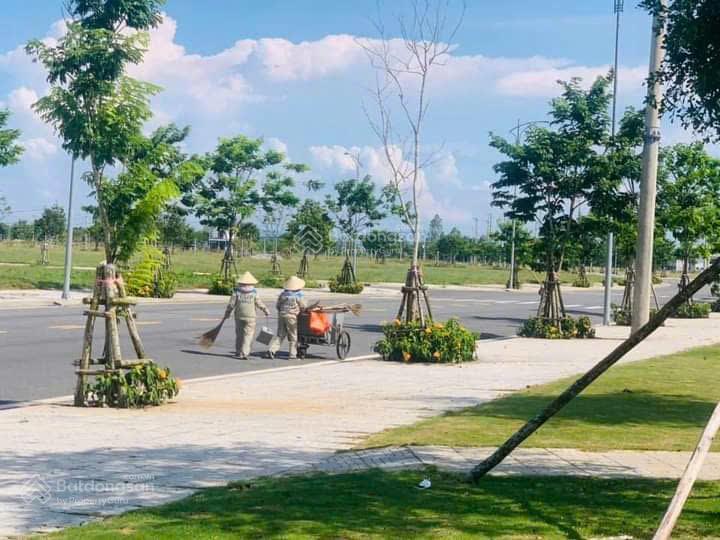 01 lô giá tốt. 9.3 tr/m2, vị trí đẹp tại khu dvhh vsip quảng ngãi, shr, hỗ trợ ngân hàng