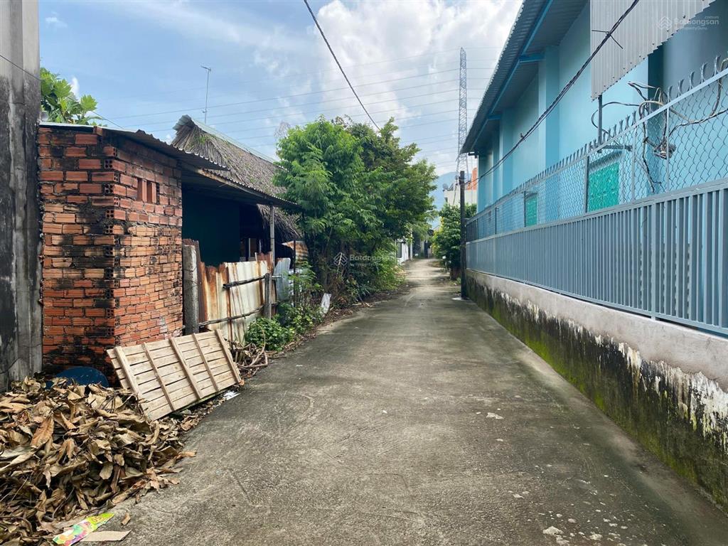 Bán đất mt đg trần hưng đạo, p. phú mỹ khu trung tâm nhất, buôn bán kinh doanh dt 9.2x16m giá 9tỷ