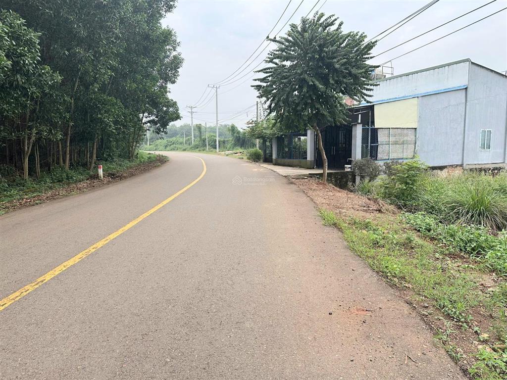 Cần bán đất 2 mt đg tập đoàn 7, p.hắc dịch tp.phú mỹ,tặng ngay nhà cấp 4,dt7.6x22 giá 1.65ty