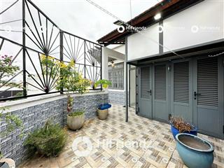 Penthouse 2pn bancol sân vườn ngay luỹ bán bích  hoà bình  thang máy riêng cho phòng