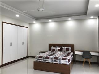 Cho thuê chdv full nội thất cao cấp tiêu chuẩn 4 sao, 40m2, giá 6,8tr và 7tr, gần bờ sông