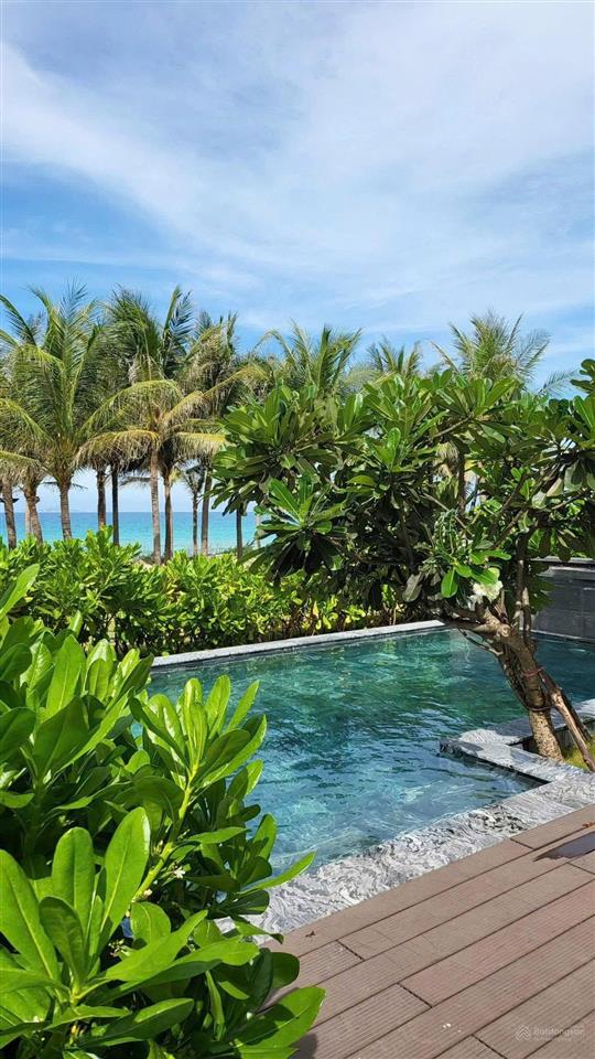 Cần bán nhanh villa mặt tiền biển wyndham garden cam ranh giá tốt cho nhà đầu tư