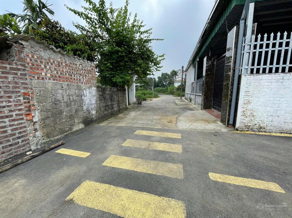 Chính chủ bán gấp 117m2 ở dt 420, sau trường mần non bình yên, thạch thất. giá siêu hời 32 tr/m2