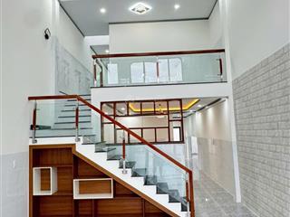 Chính chủ cần bán căn nhà mới 1 trệt 1 lửng xây kiên cố hiện đại gần chợ ngay khu đô thị mỹ phước 3
