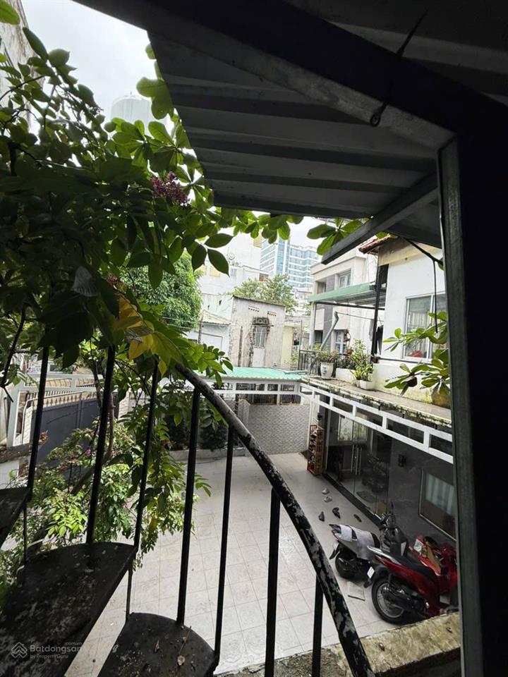 Cần bán nhà hxh nguyễn cửu vân, p17, bình thạnh 9x18,3m cn134m2 giá chỉ 16,8 tỷ tl chỉ 120tr/m2