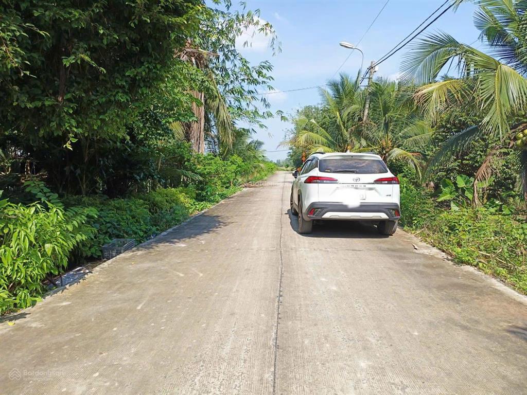 Bán đất và nhà mt đường nguyễn thị he, diện tích 281m2, 36m2 thổ cư, trung lập thượng