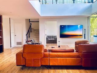 Chính chủ gửi bán penthouse skygarden phú mỹ hưng 325m2 16,5tỷ (chỉ 50,7tr/m2) full nội thất