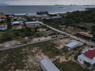 Bán đất dốc lết cách biển 100m