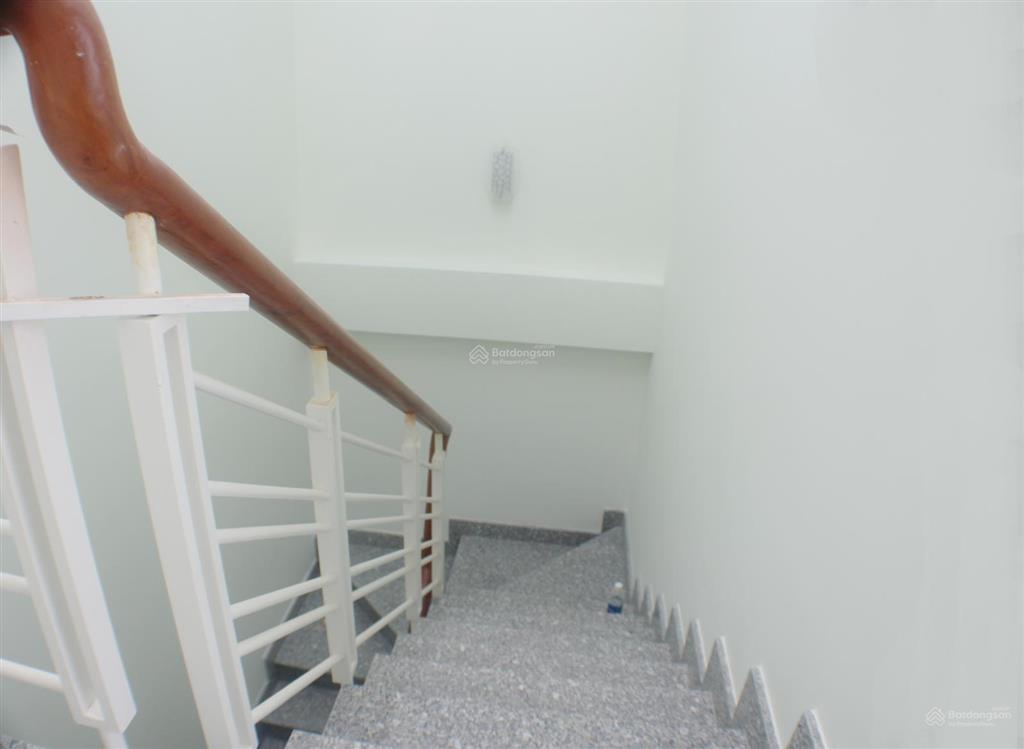 Cho thuê nhà trọ 5 triệu/th, 25 m2 tại điện biên phủ, q3, hcm  hot