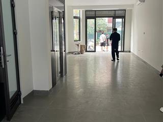 Cho thuê shophouse dream land xuân la. dt 100m2 x 5 tầng, mt 6m. nhà mới có thang máy. giá 50tr tl