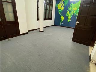 Cho thuê nhà 176 mai dịch, q cầu giấy. dt 120m2 x 4 tầng, mt 7m. giá 20tr