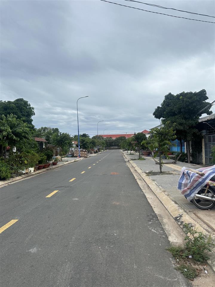 Đất bán thị trấn phước hải, kdc hải sơn chợ, quảng trường biển. bãi tắm công cộng. bà rịa vũng tàu.