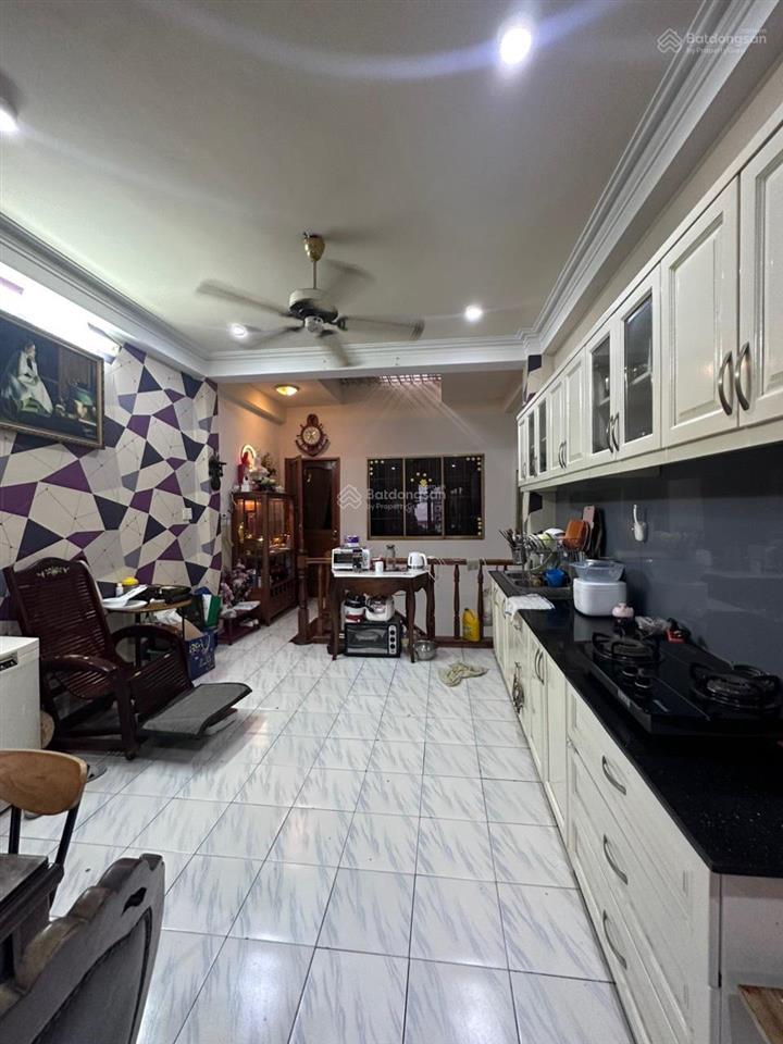 Bán nhà hxh nguyễn tri phương quận 5. nhà 4 tầng. gía 12.5 tỷ tl