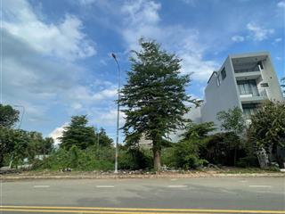 Cực rẻ! bán gấp mặt tiền d3 kdc nam long. dt 6x18m. đối diện global giá chỉ 12 tỷ