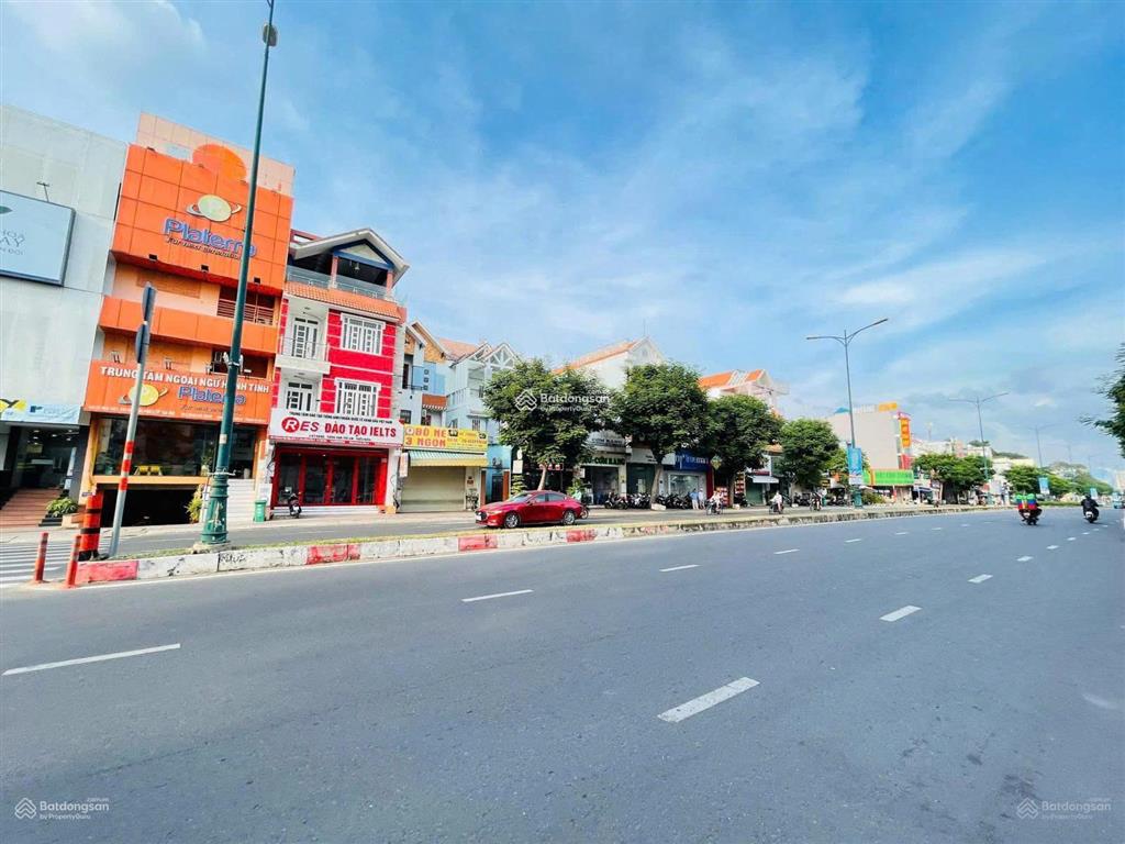 Cực rẻ bán nhà mặt tiền linh đông  tô ngọc vân. 9,2x22m. giá chỉ 100tr/m2. hiếm như vàng!