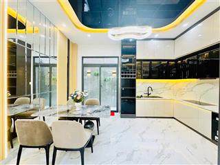 Bán nhà mặt tiền kinh doanh đường trần phú phường 4 quận 5, dt 4x22m, trệt 3 lầu, giá 17.9 tỷ