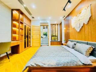 Bán nhà mặt tiền kinh doanh triệu quang phục phường 11 quận 5, dt 4x17m, 3 lầu, giá 17.5 tỷ