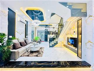 Bán nhà mặt tiền kinh doanh trần phútrần bình trọng phường 4 quận 5, dt 4x22m, 3 lầu, giá 18 tỷ