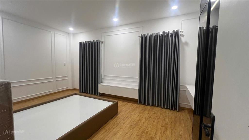 Bán nhà siêu đẹp hẻm bàu cát  lạc long quân, tân bình dt 6x12m 3 tầng + st nhà mới giá 7.98 tỷ tl