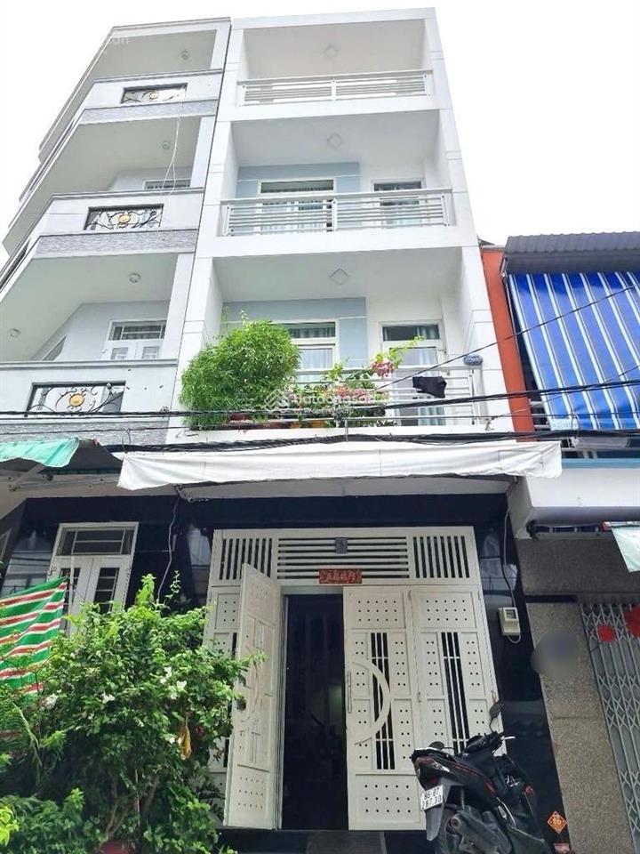 Tìm đâu ra mặt tiền bình phú quận 6(4mx17m)2 tầng chỉ 8,2 tỷ có bớt