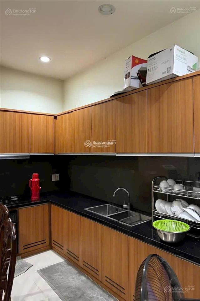 Bán nhà góc 2 mặt tiền 92 lý chiêu hoàng quận 6 (7m x 22m) 140m2 giá 35 ty