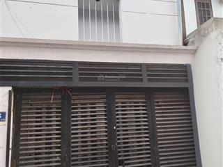 Cho thuê n/c mặt tiền 73 tự cường gần ngã 4 bảy hiền. 3 lầu, 6 phòng ngủ. 15tr/th. 0901 399 *** mtg