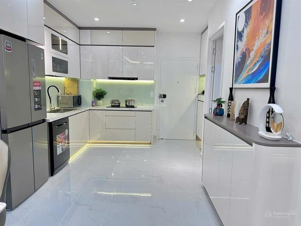 Bán căn hộ sky garden2 2pn dt 71m2, nội thất cao cấp  giá chỉ 5,45 tỷ