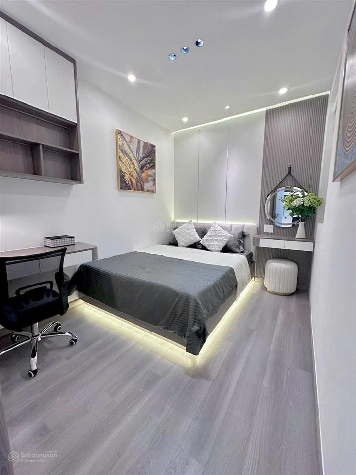 Bán căn hộ sky garden2 2pn dt 71m2, nội thất cao cấp  giá chỉ 5,45 tỷ