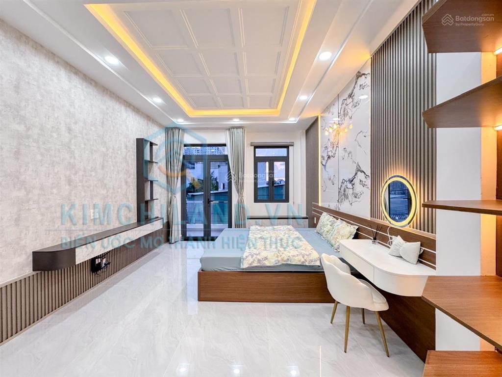 Bán nhà phố hiện đại dt 7,5m x 15m đường huỳnh tấn phát, giá 8.9 tỷ. giá tốt có video