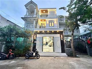 Nhà 90 m2 mặt tiền huỳnh tấn phát, kiến trúc hiện đại, sổ hồng riêng, căn độc quyền