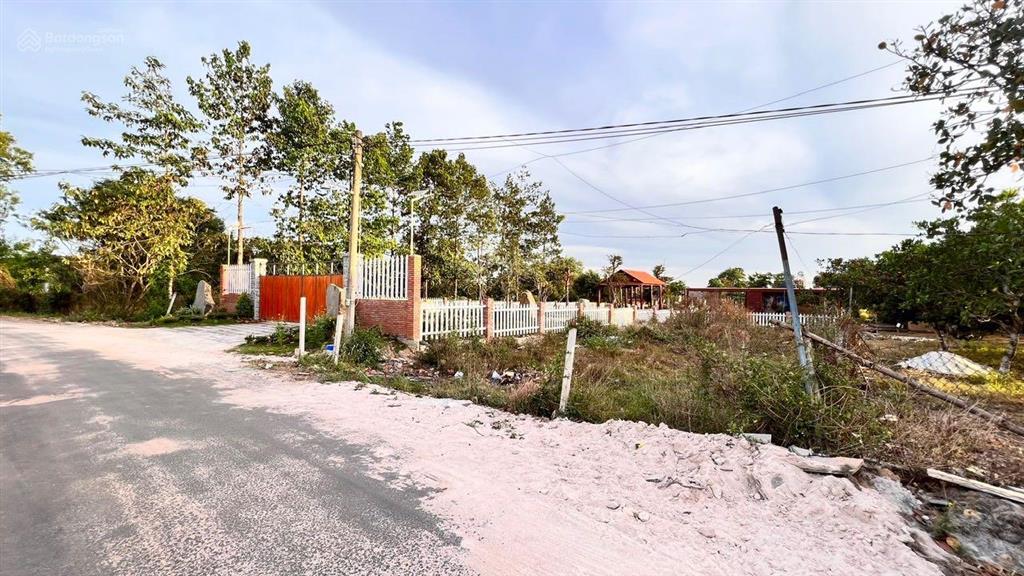 Chính chủ bán đất phước tân, xuyên mộc  hoa hồng 3%  dt 1940m2 mặt tiền đường nhựa