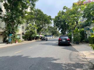 Cần bán đất nhà phố hưng phước 1, phú mỹ hưng, giá 27 tỷ. không còn lô rẻ hơn