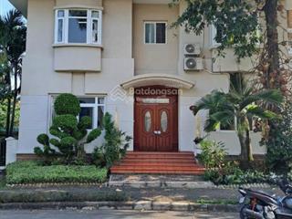 Bán biệt thự phú gia khu compound phú mỹ hưng q7 giá chỉ có 83tỷ(rẻ nhất).  0918 811 ***